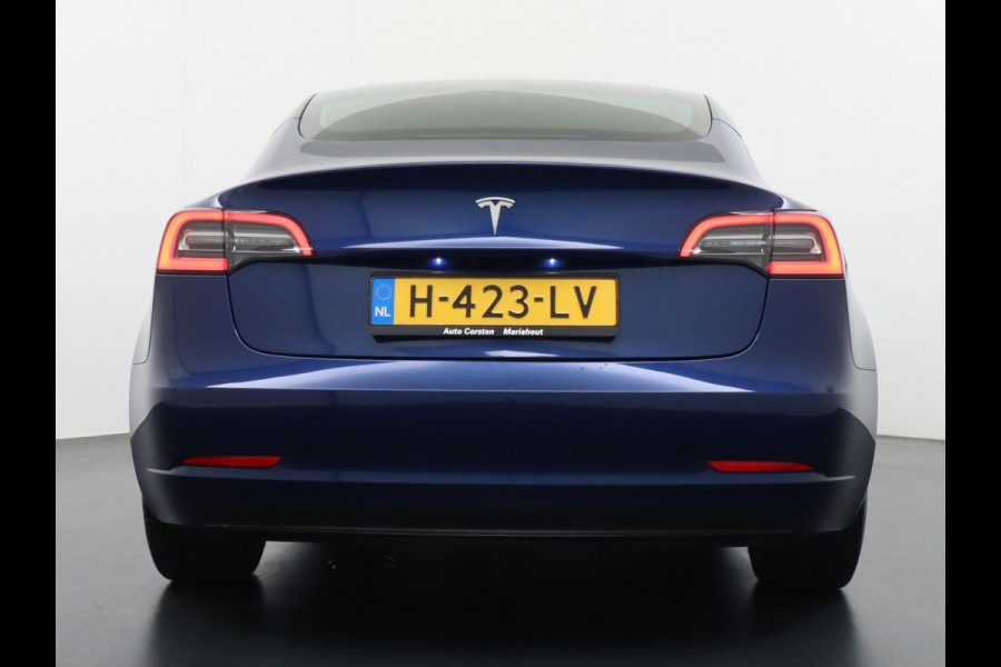 Tesla Model 3 RWD SR+ 60kWh 325PK Trekhaak FSD 3-Computer 18" AutoPilot Leder PanoDak Adaptive-Cruise Lmv Camera's Elektr.-Stuur+Stoelen+Spieg Navi LED Comfortstoelen ACC DAB Voorverwarmen interieur via App Keyless via Telefoonsleutel One-Pedal-Drive Origineel Nederlandse auto tot 11kw laden thuis! 1.584kg licht! Accu Garantie tot 16-03-2028/160.000km