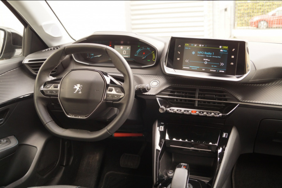 Peugeot e-208 EV Allure 50kWh -ECC-LED-PDC-