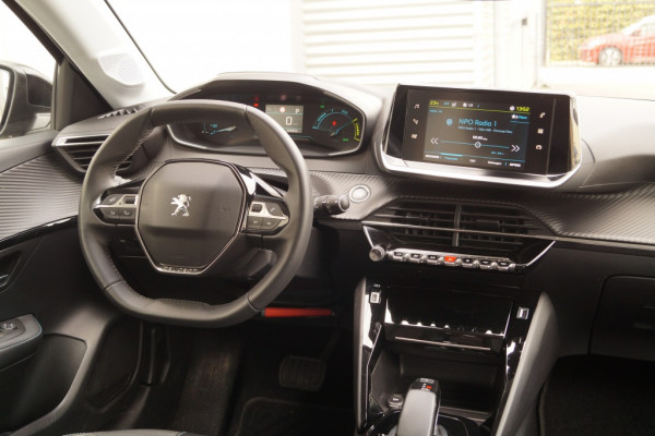 Peugeot e-208 EV Allure 50kWh -ECC-LED-PDC-