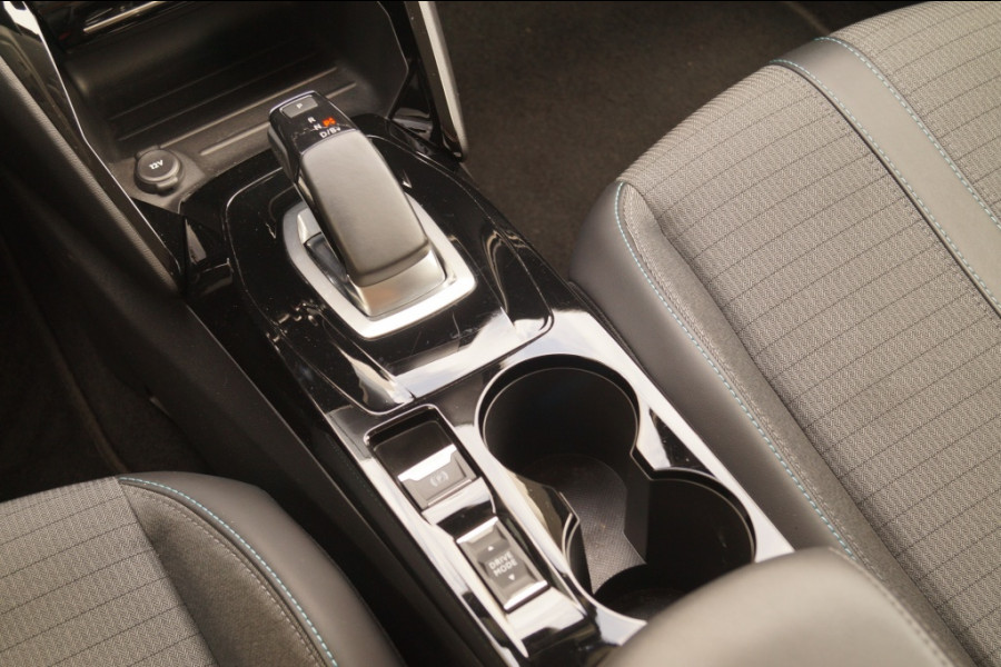 Peugeot e-208 EV Allure 50kWh -ECC-LED-PDC-