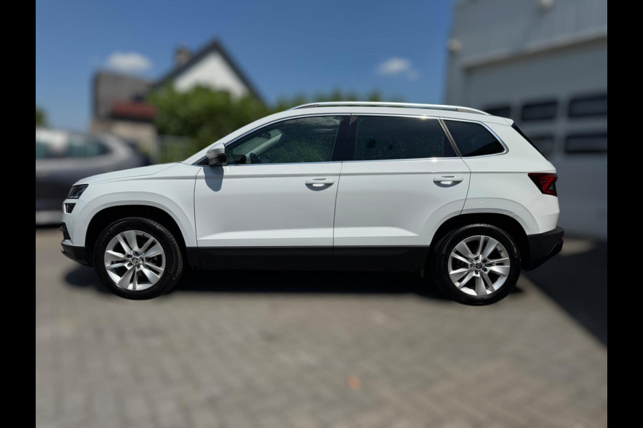 Škoda Karoq 1.5 TSI ACT Style TREKHAAK / ADAPT. CRUISE / STOELVERW. / DRAADLOZE LADER / 110KW / 150PK / DRAADLOZE CARPLAY / ECC