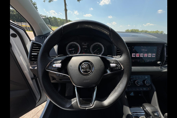 Škoda Karoq 1.5 TSI ACT Style TREKHAAK / ADAPT. CRUISE / STOELVERW. / DRAADLOZE LADER / 110KW / 150PK / DRAADLOZE CARPLAY / ECC