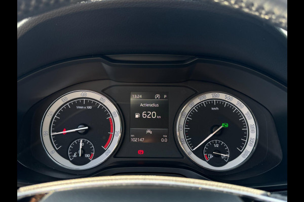 Škoda Karoq 1.5 TSI ACT Style TREKHAAK / ADAPT. CRUISE / STOELVERW. / DRAADLOZE LADER / 110KW / 150PK / DRAADLOZE CARPLAY / ECC
