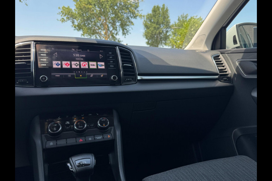 Škoda Karoq 1.5 TSI ACT Style TREKHAAK / ADAPT. CRUISE / STOELVERW. / DRAADLOZE LADER / 110KW / 150PK / DRAADLOZE CARPLAY / ECC