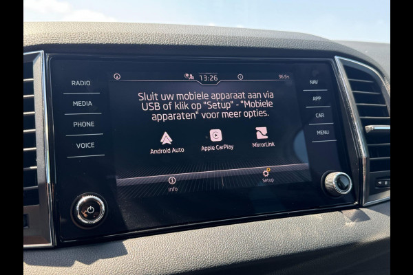 Škoda Karoq 1.5 TSI ACT Style TREKHAAK / ADAPT. CRUISE / STOELVERW. / DRAADLOZE LADER / 110KW / 150PK / DRAADLOZE CARPLAY / ECC