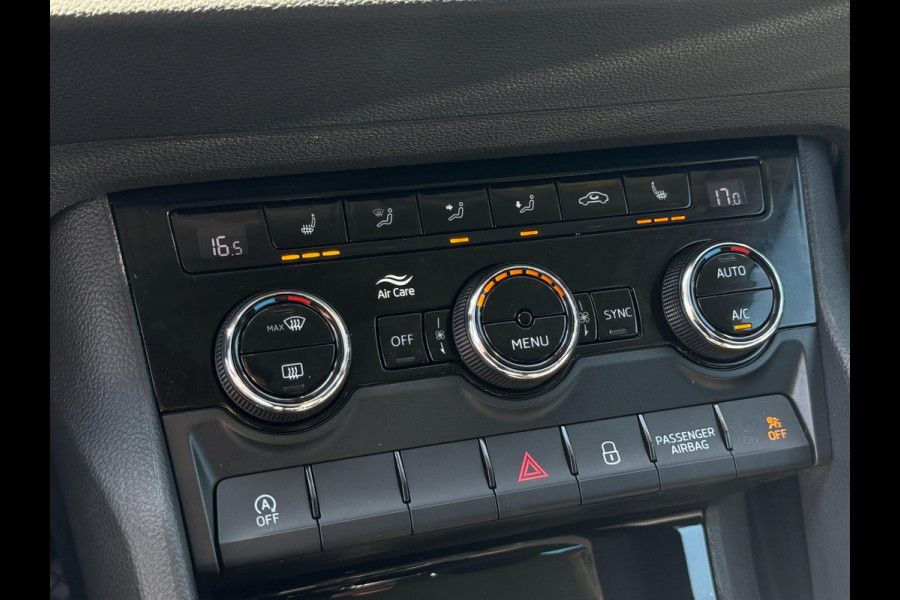 Škoda Karoq 1.5 TSI ACT Style TREKHAAK / ADAPT. CRUISE / STOELVERW. / DRAADLOZE LADER / 110KW / 150PK / DRAADLOZE CARPLAY / ECC