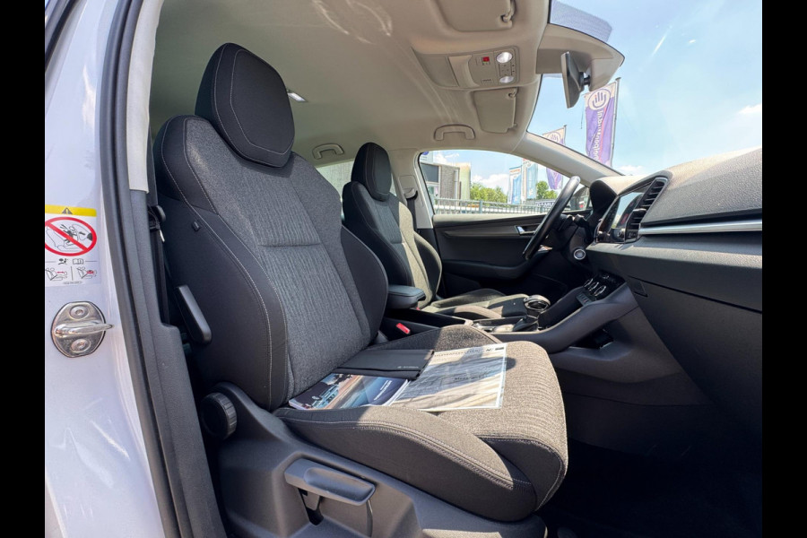 Škoda Karoq 1.5 TSI ACT Style TREKHAAK / ADAPT. CRUISE / STOELVERW. / DRAADLOZE LADER / 110KW / 150PK / DRAADLOZE CARPLAY / ECC