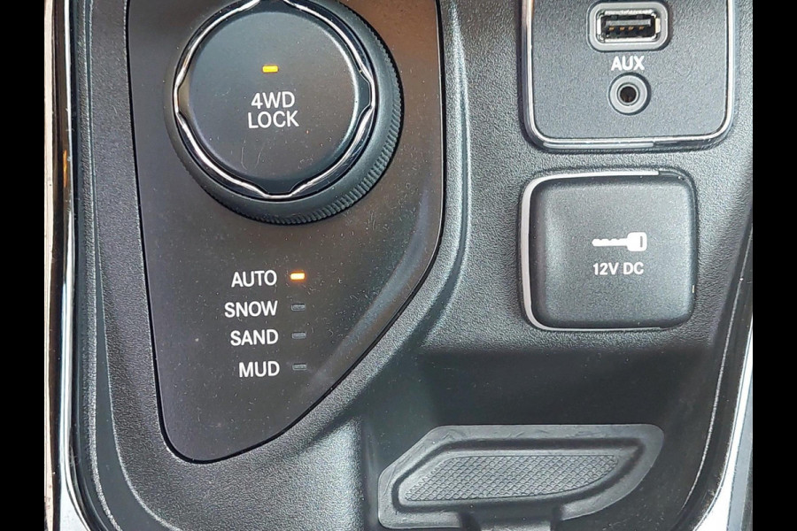 Jeep Compass 1.4 MultiAir Limited 4x4 | 170PK | Automaat | 4WD | zwart dak | halfleder | xenon | blind-spot | stoelverwarming |  Apple Carplay/Android Auto | achteruitrijcamera