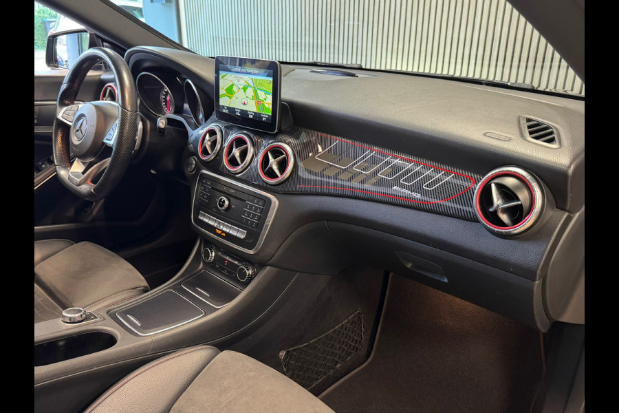 Mercedes-Benz CLA-Klasse AMG CLA200 Prestige AUT NIGHT PAKKET PANORAMADAK AIRCO CAMERA CRUISE NAVIGATIE PDC STOELVERWARMING
