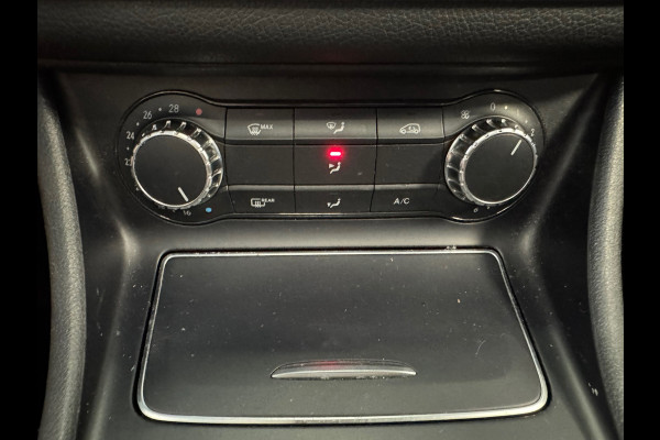 Mercedes-Benz CLA-Klasse AMG CLA200 Prestige AUT NIGHT PAKKET PANORAMADAK AIRCO CAMERA CRUISE NAVIGATIE PDC STOELVERWARMING