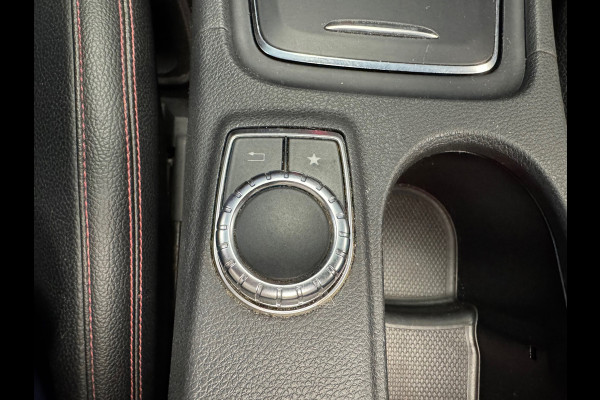 Mercedes-Benz CLA-Klasse AMG CLA200 Prestige AUT NIGHT PAKKET PANORAMADAK AIRCO CAMERA CRUISE NAVIGATIE PDC STOELVERWARMING