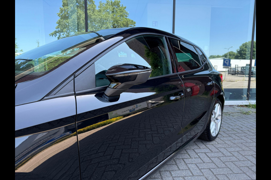 Seat Ibiza 1.0 TSI FR Business Intense - Navi - Climate - Trekhaak - Org.NL