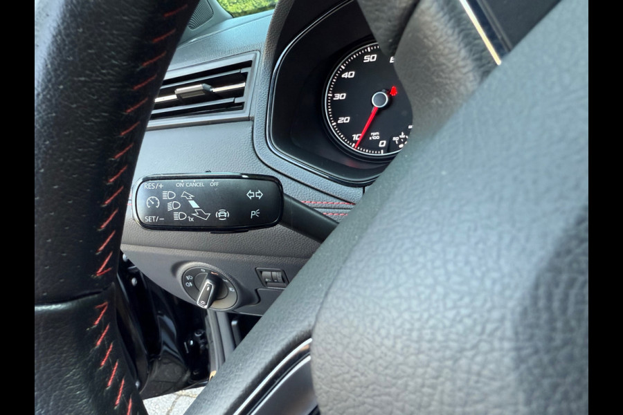 Seat Ibiza 1.0 TSI FR Business Intense - Navi - Climate - Trekhaak - Org.NL