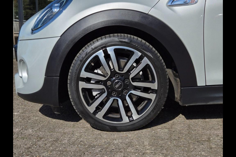 MINI Cooper S 2.0 COOPER S Chili | NAVIGATIE | STOELVERWARMING | SPORTSTOELEN | WINDSCHERM | 17 INCH LM VELGEN |