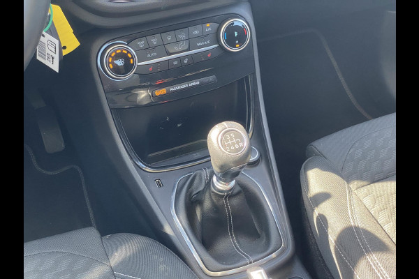 Ford Puma 1.0 EcoBoost Hybrid Titanium 125pk | Comfort pakket | Winterpack | Panoramadak | Trekhaak | Adaptieve Cruise | BLIS