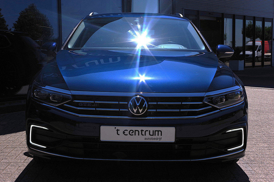 Volkswagen Passat Variant 1.4 TSI 218 PK PHEV GTE Business, Head-Up, Matrix LED, Massage, Winterpakket