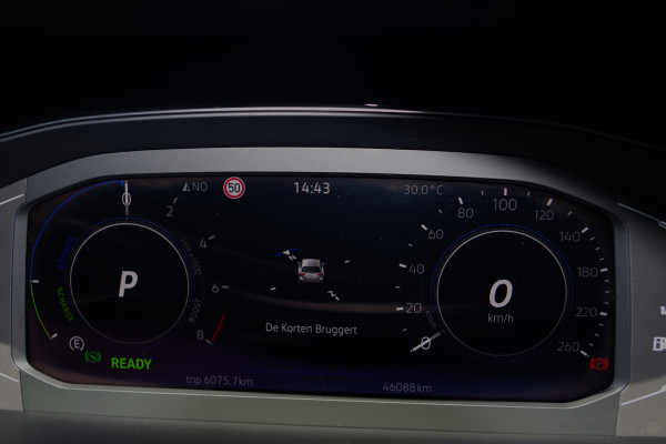 Volkswagen Passat Variant 1.4 TSI 218 PK PHEV GTE Business, Head-Up, Matrix LED, Massage, Winterpakket