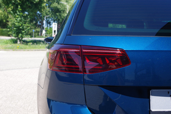 Volkswagen Passat Variant 1.4 TSI 218 PK PHEV GTE Business, Head-Up, Matrix LED, Massage, Winterpakket