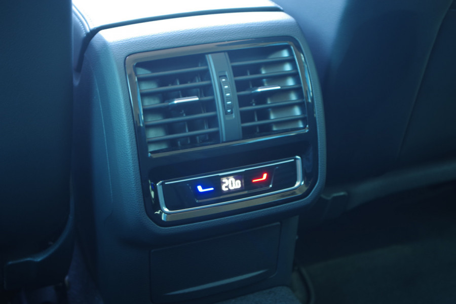 Volkswagen Passat Variant 1.4 TSI 218 PK PHEV GTE Business, Head-Up, Matrix LED, Massage, Winterpakket