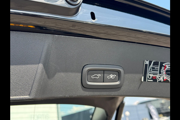 Volvo XC40 1.5 T4 Recharge R-Design Expression NL AUTO | CAMERA | PANO | 6x voorraad