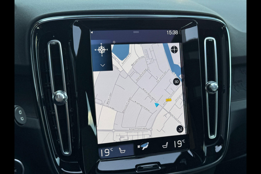 Volvo XC40 1.5 T4 Recharge R-Design Expression NL AUTO | CAMERA | PANO | 6x voorraad