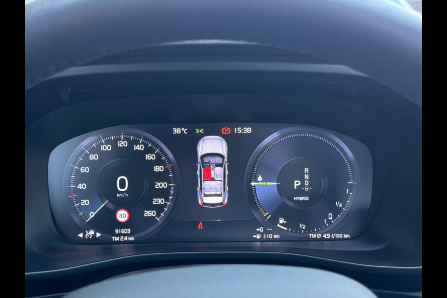 Volvo XC40 1.5 T4 Recharge R-Design Expression NL AUTO | CAMERA | PANO | 6x voorraad