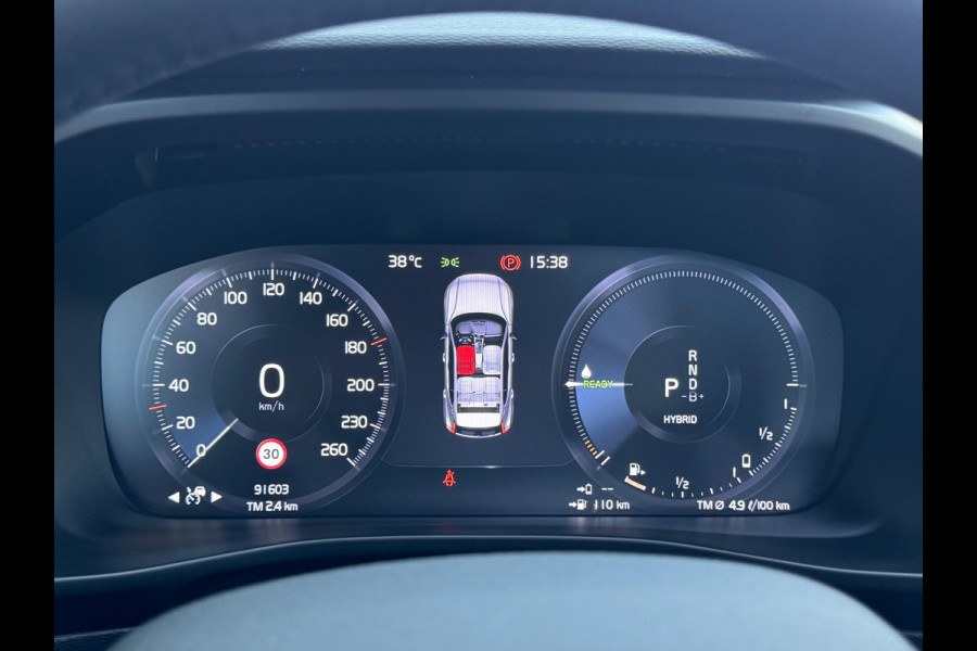 Volvo XC40 1.5 T4 Recharge R-Design Expression NL AUTO | CAMERA | PANO | 6x voorraad