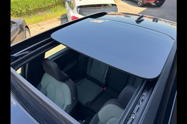 Volvo XC40 1.5 T4 Recharge R-Design Expression NL AUTO | CAMERA | PANO | 6x voorraad