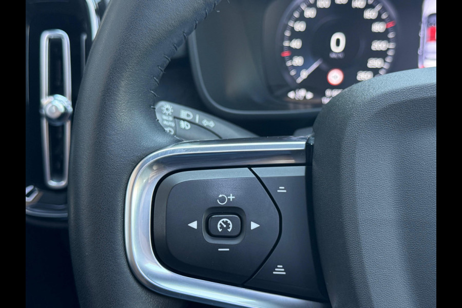Volvo XC40 1.5 T4 Recharge R-Design Expression NL AUTO | CAMERA | PANO | 6x voorraad