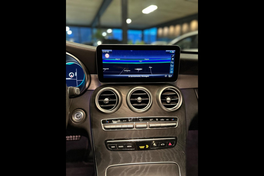 Mercedes-Benz C-Klasse 300 de AMG|PANORAMA|BOMVOL!