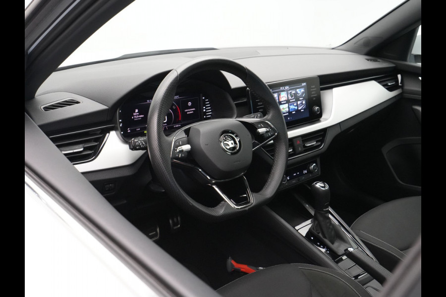 Škoda Kamiq 1.0 TSI 110pk DSG Sport Business Panorama dak 18"lm velgen Keyless Camera Clima 192