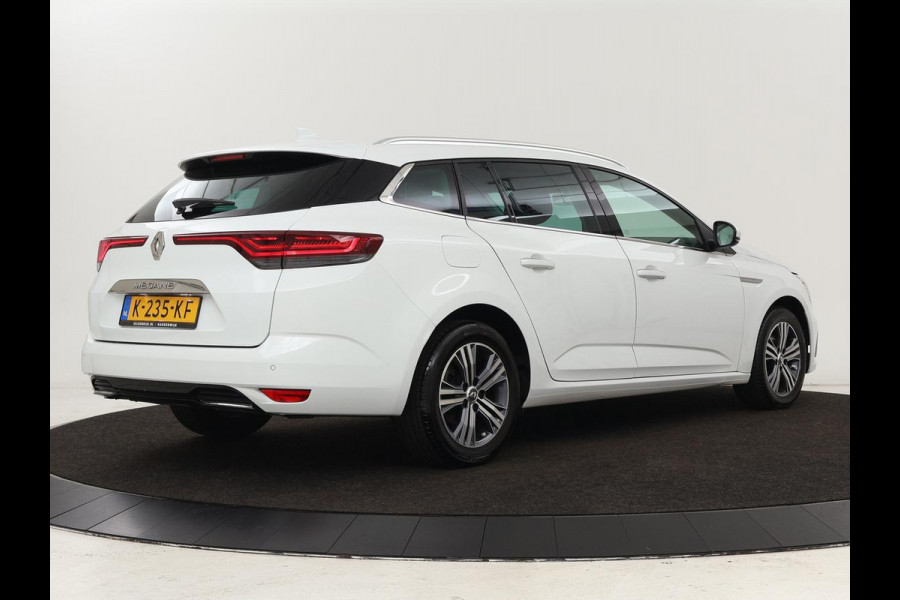 Renault Mégane 1.3 TCe Intens | Automaat | Carplay | Full LED | Navigatie | Cruise control | Climate control | Parkeerhulp | Keyless | DAB | Getint glas