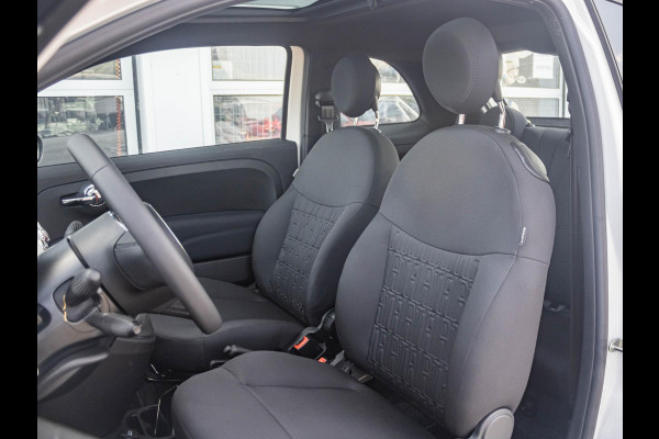 Fiat 500 Hybrid Dolcevita Finale | Airco | Cruise | Panoramadak | PDC | 15" | Apple Carplay