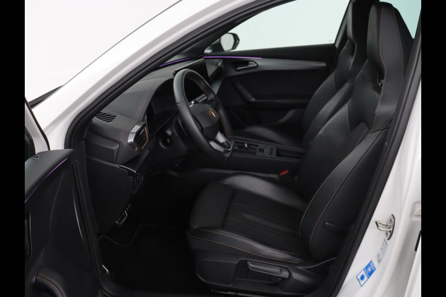 CUPRA Formentor 1.4 e-Hybrid VZ | 245pk | Stoel & stuurverwarming | Trekhaak | 360 camera | Carplay | Adaptive cruise | Navigatie | Sfeerverlichting | Full LED | Keyless | PHEV