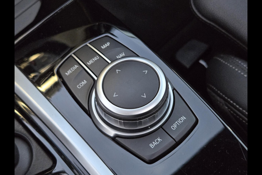 BMW X3 xDrive30e M SPORT | PANORAMA | 21 INCH LM VELGEN | TREKHAAK | KEYLESS |