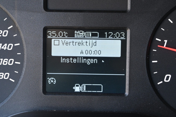Mercedes-Benz Sprinter 317 CDI L2H2 2800 kg trekhaak, MBUX navigatie met camera, Geveerde stoelen