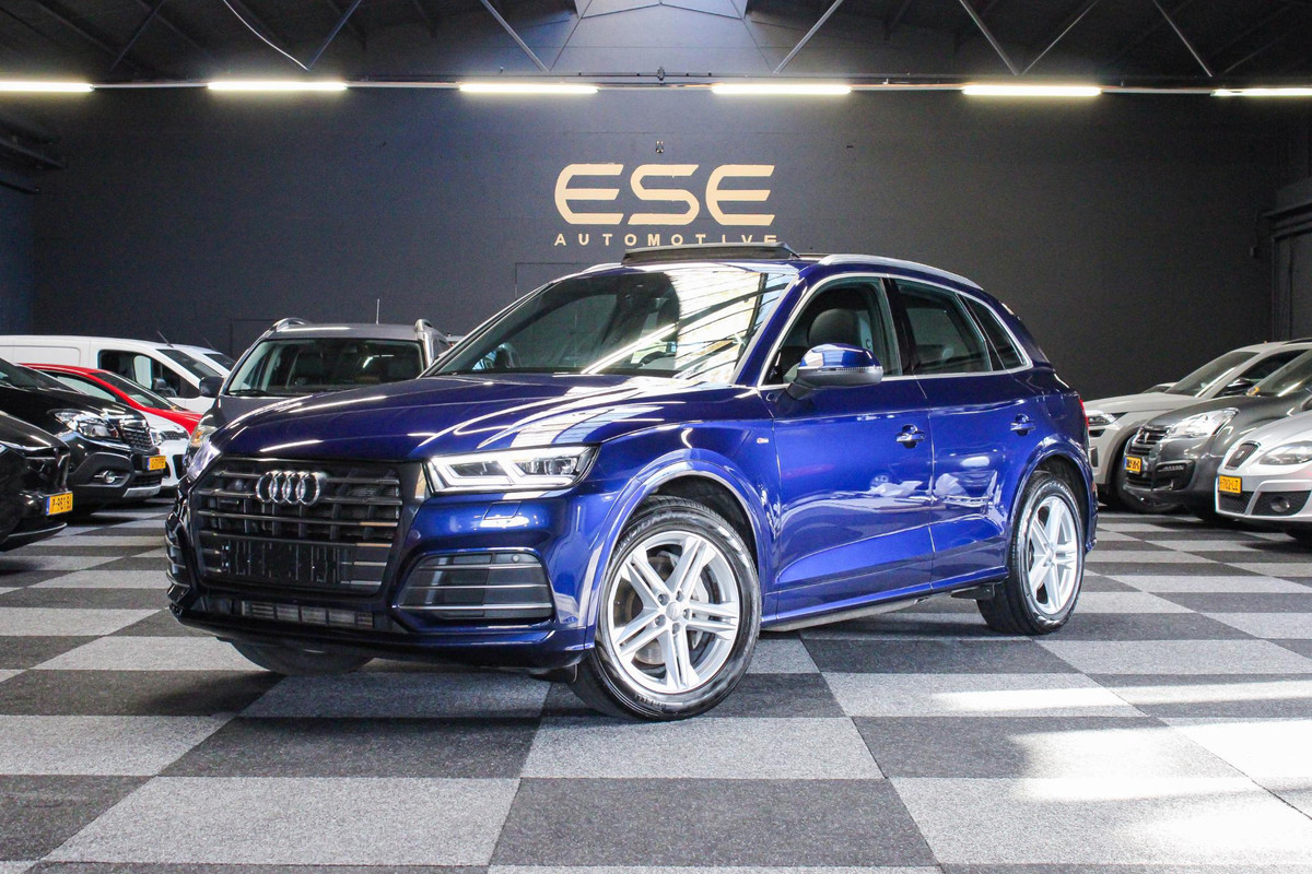 Audi Q5 55 TFSI e quattro Competition S-line | Pano | Trekhaak Audi Q5 55 TFSI e quattro Competition S-line | Pano | Trekhaak