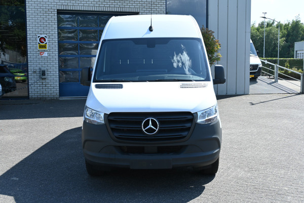 Mercedes-Benz Sprinter 317 CDI L3H2 RWD 3500 kg Trekhaak, MBUX navigatie en camera, Brake assyst, Etc.