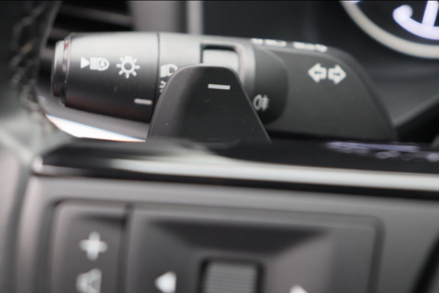 Nissan QASHQAI 1.3 MHEV N-Connecta Pano/dak Camera Climate/control