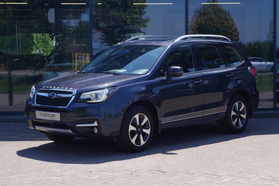 Subaru Forester 2.0 Premium 150 PK automaat, Panoramadak, Trekhaak, Stoelverwarming
