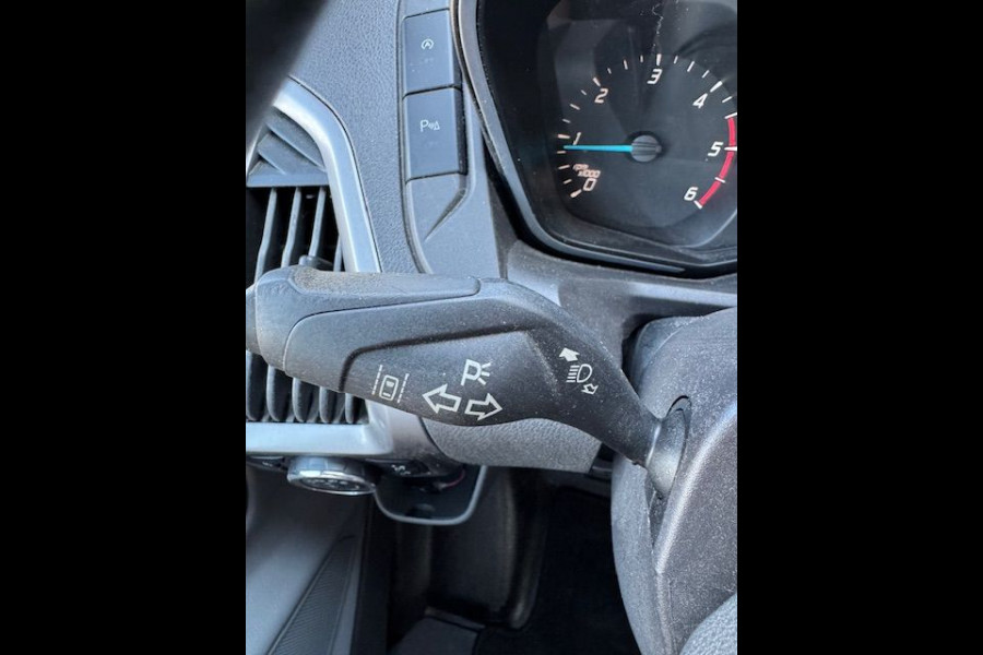 Ford Transit Custom 2.0 TDCI 130pk L1 H1 Trend Dubbel Cabine 5persoons Airco,Cruisecontrol,Camera Nette Auto