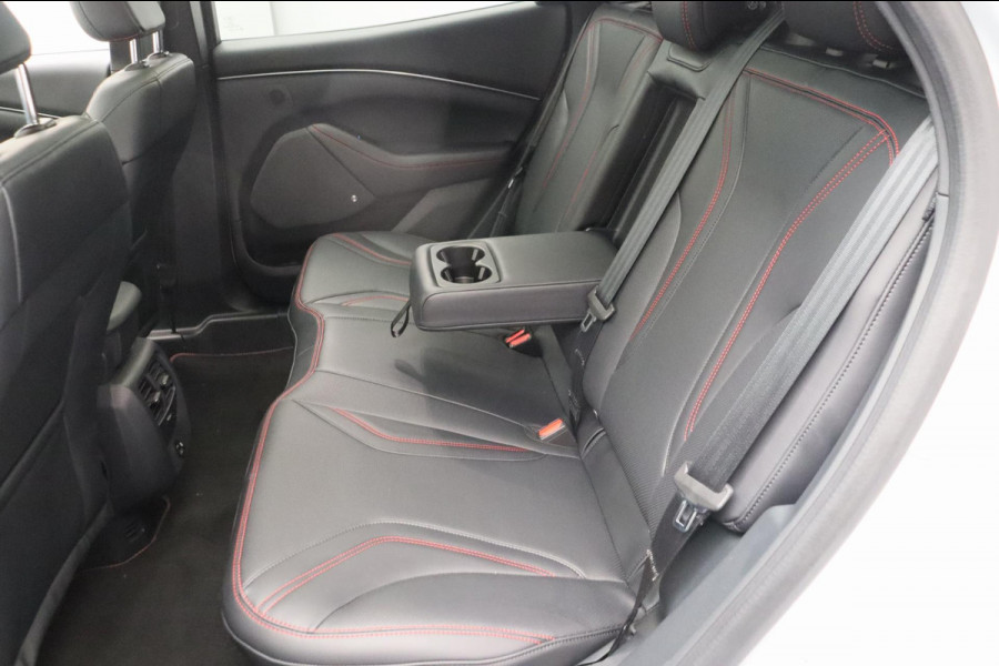 Ford Mustang Mach-E AWD 75 kWh B&O Pano/dak Leder Origineel NL