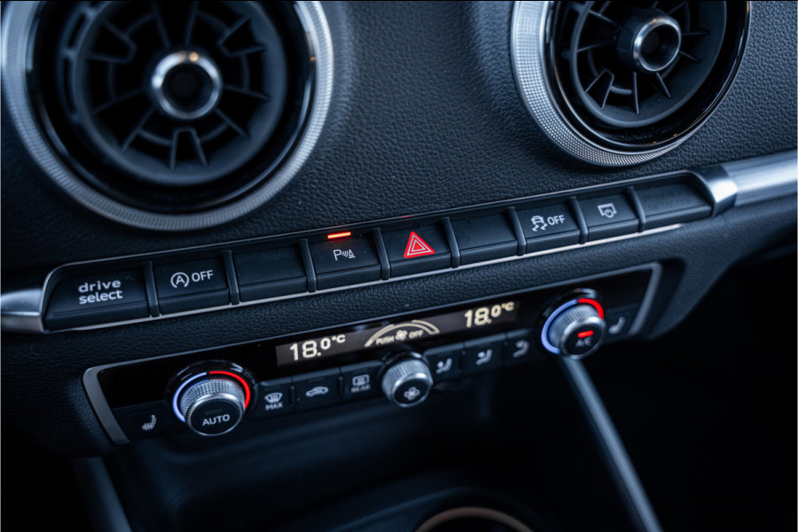 Audi A3 Sportback 2.0 TFSI quattro Design Pro Line Plus - S Line | Panorama | Camera | Stoelverwarming | Matrix