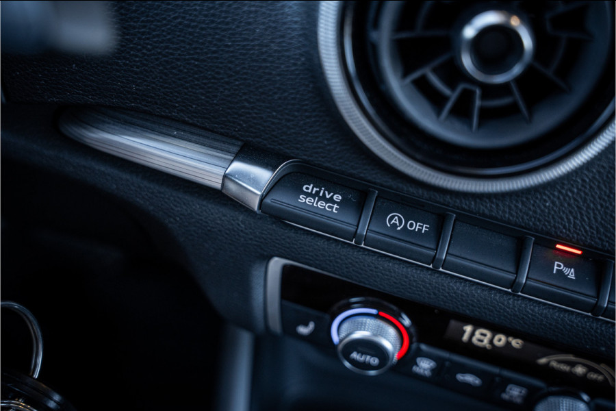 Audi A3 Sportback 2.0 TFSI quattro Design Pro Line Plus - S Line | Panorama | Camera | Stoelverwarming | Matrix