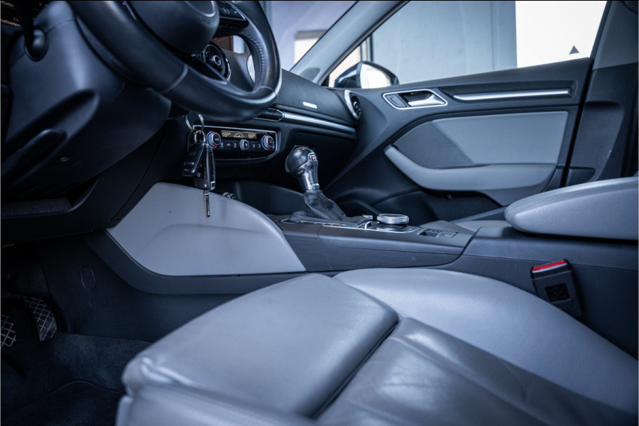 Audi A3 Sportback 2.0 TFSI quattro Design Pro Line Plus - S Line | Panorama | Camera | Stoelverwarming | Matrix
