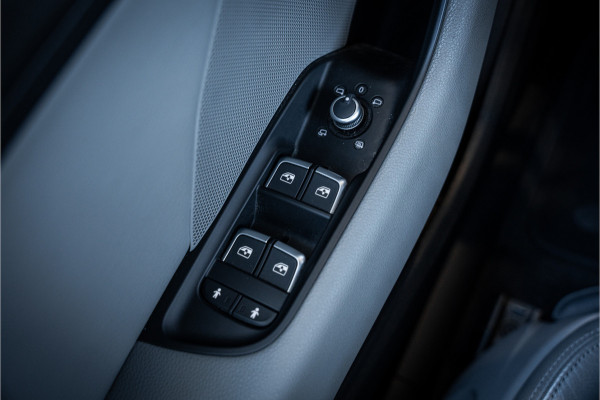 Audi A3 Sportback 2.0 TFSI quattro Design Pro Line Plus - S Line | Panorama | Camera | Stoelverwarming | Matrix