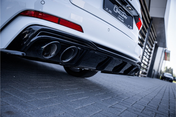 Audi A6 Limousine 55 TFSI e quattro Competition - S Line | ACC | 360 Camera | Keyless