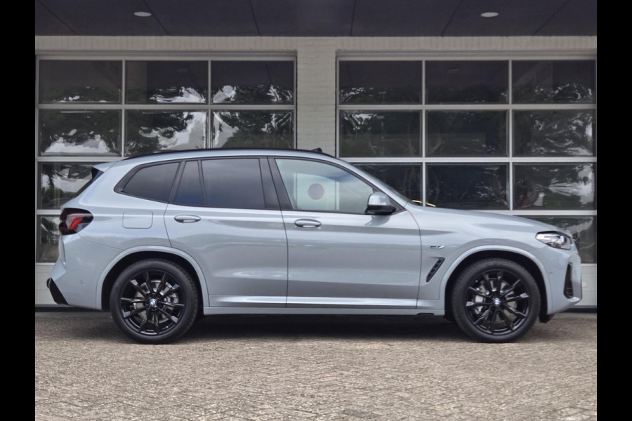 BMW X3 xDrive30e M SPORT LCI | PANORAMADAK | APPLE CARPLAY | SPORTSTOELEN | 20 INCH LM VELGEN |