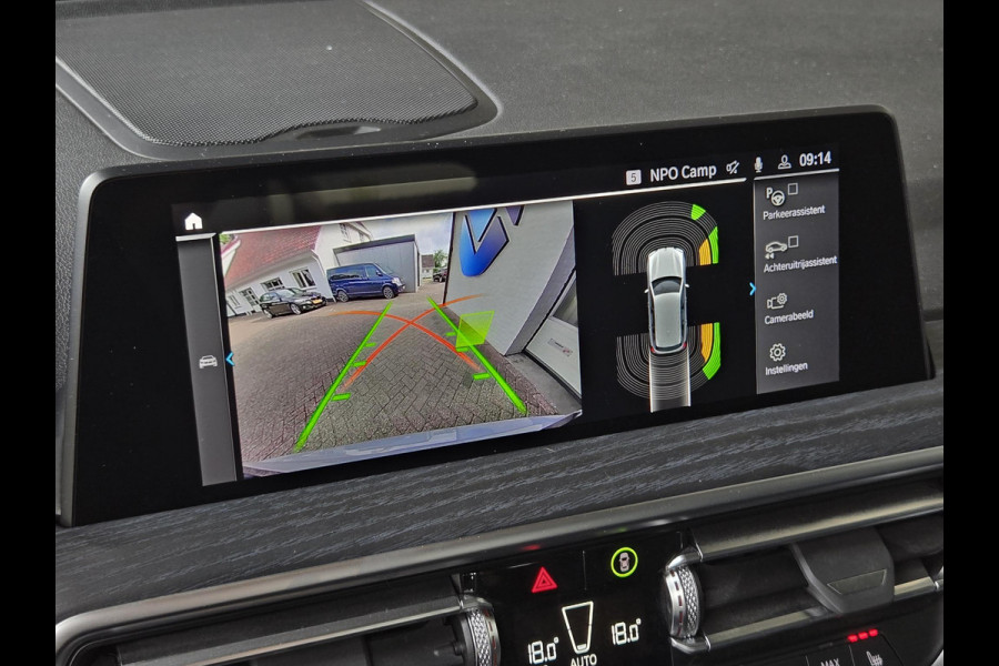 BMW X3 xDrive30e M SPORT LCI | PANORAMADAK | APPLE CARPLAY | SPORTSTOELEN | 20 INCH LM VELGEN |