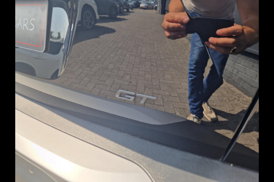 Peugeot 2008 1.2 PureTech 130 GT Line Peugeot 2008 1.2 PureTech 130 GT Line